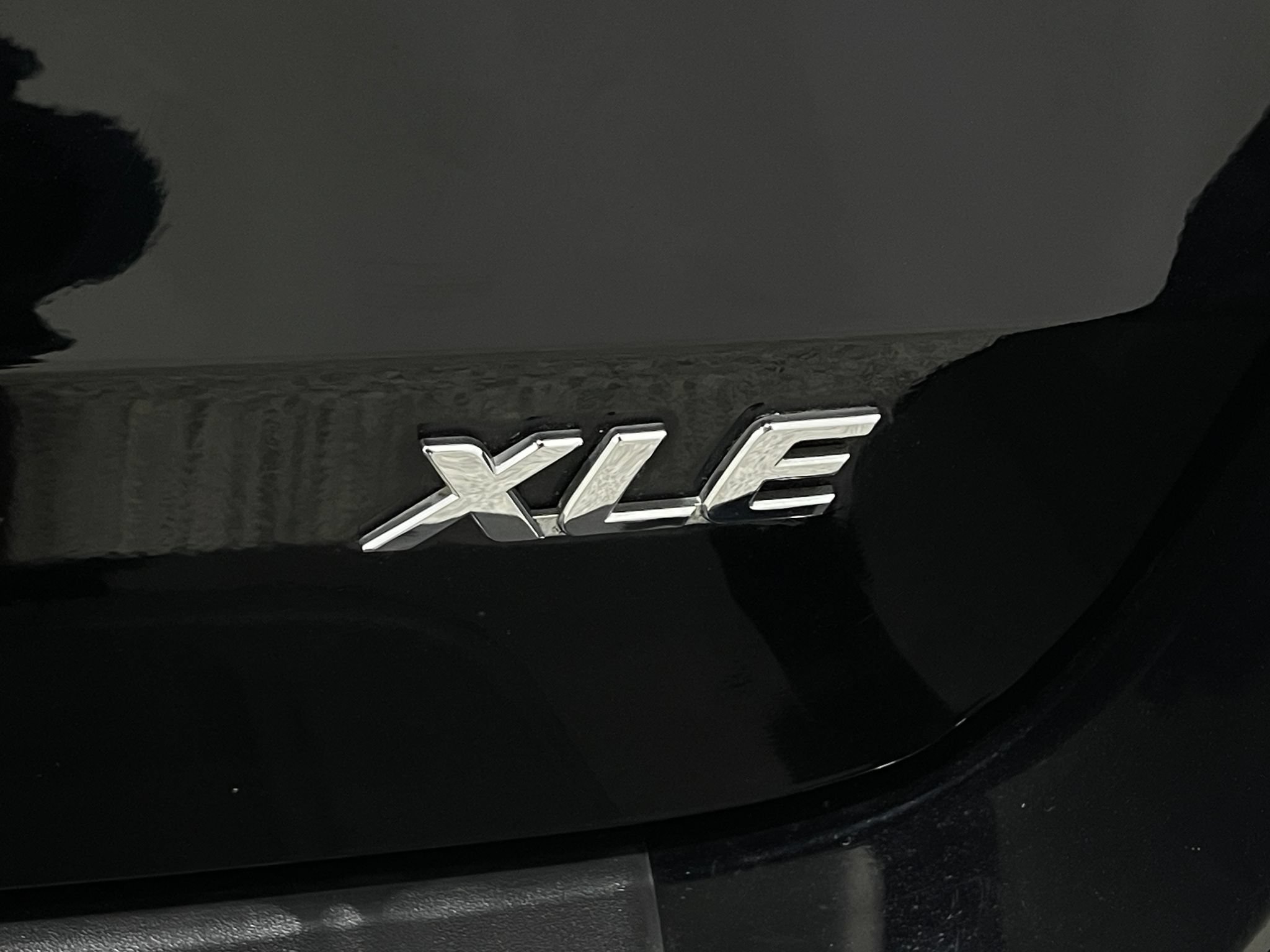 Used 2017 Toyota Sienna XLE w/ XLE Navigation Package FWD image 41