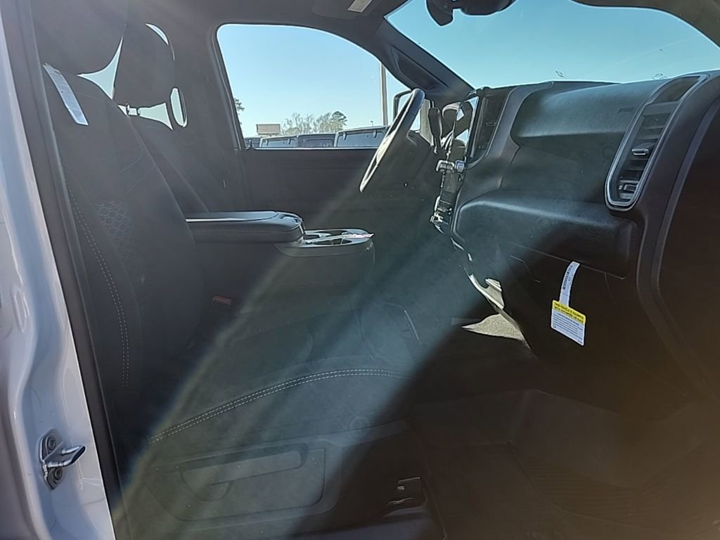 New 2026 RAM 3500 Tradesman AWD/4WD image 24