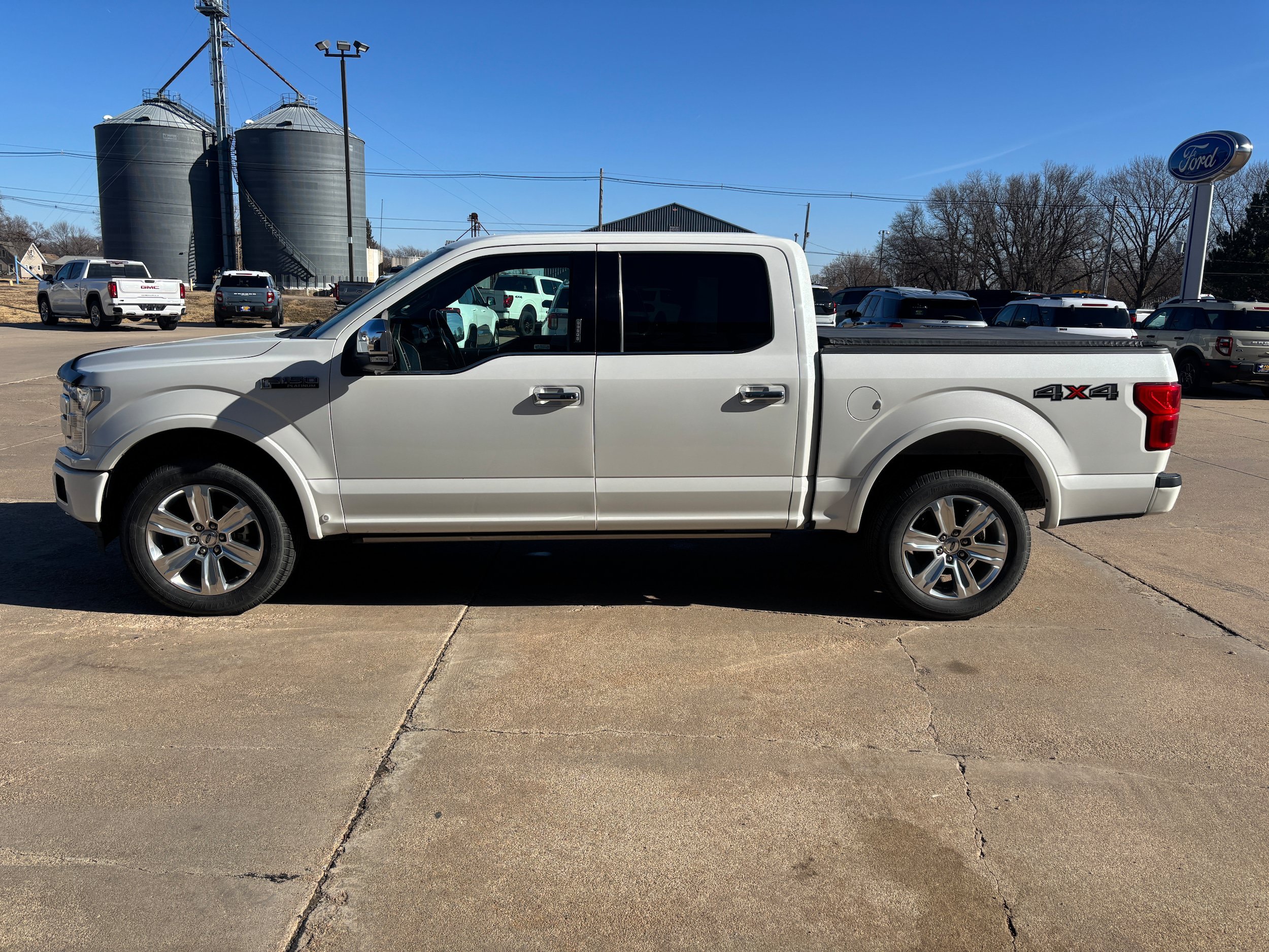 Used 2020 Ford F150 Platinum w/ Equipment Group 701A Luxury AWD/4WD image 7