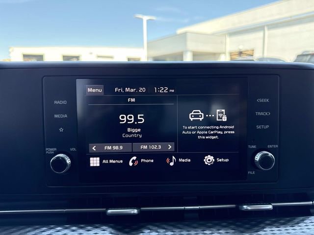 Used 2023 Kia Carnival LX FWD image 23