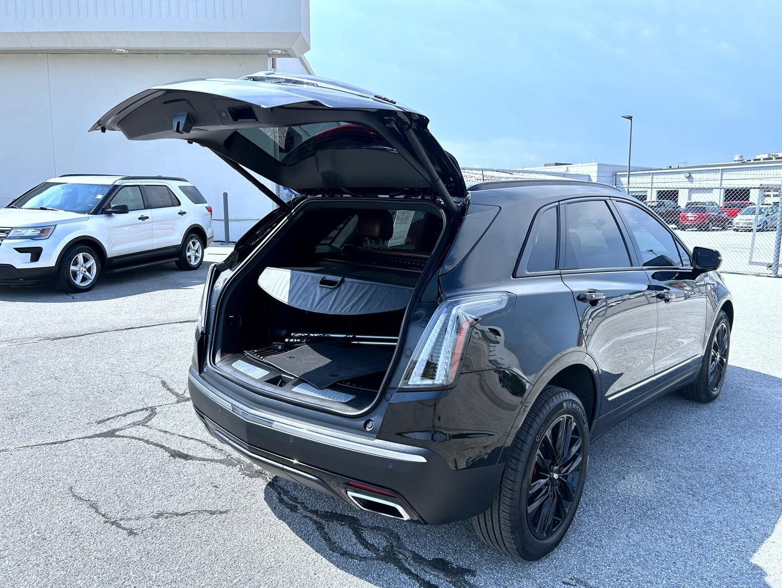 Certified 2024 Cadillac XT5 Sportv w/ Technology Package AWD/4WD image 22