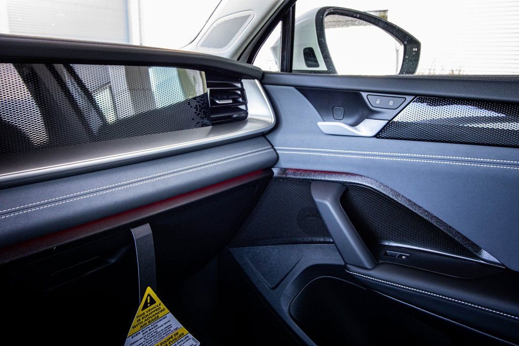 New 2026 Volkswagen Tiguan SE image 46