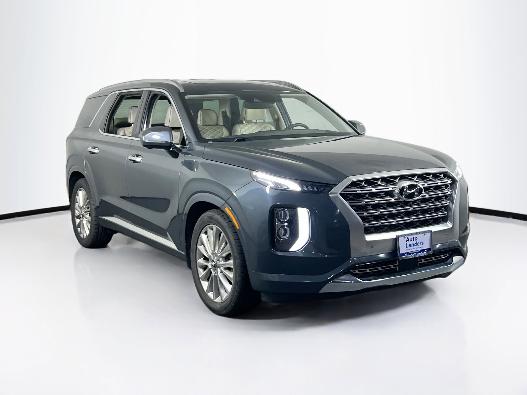 Used 2020 Hyundai Palisade Limited w/ Winter Weather Package image 3