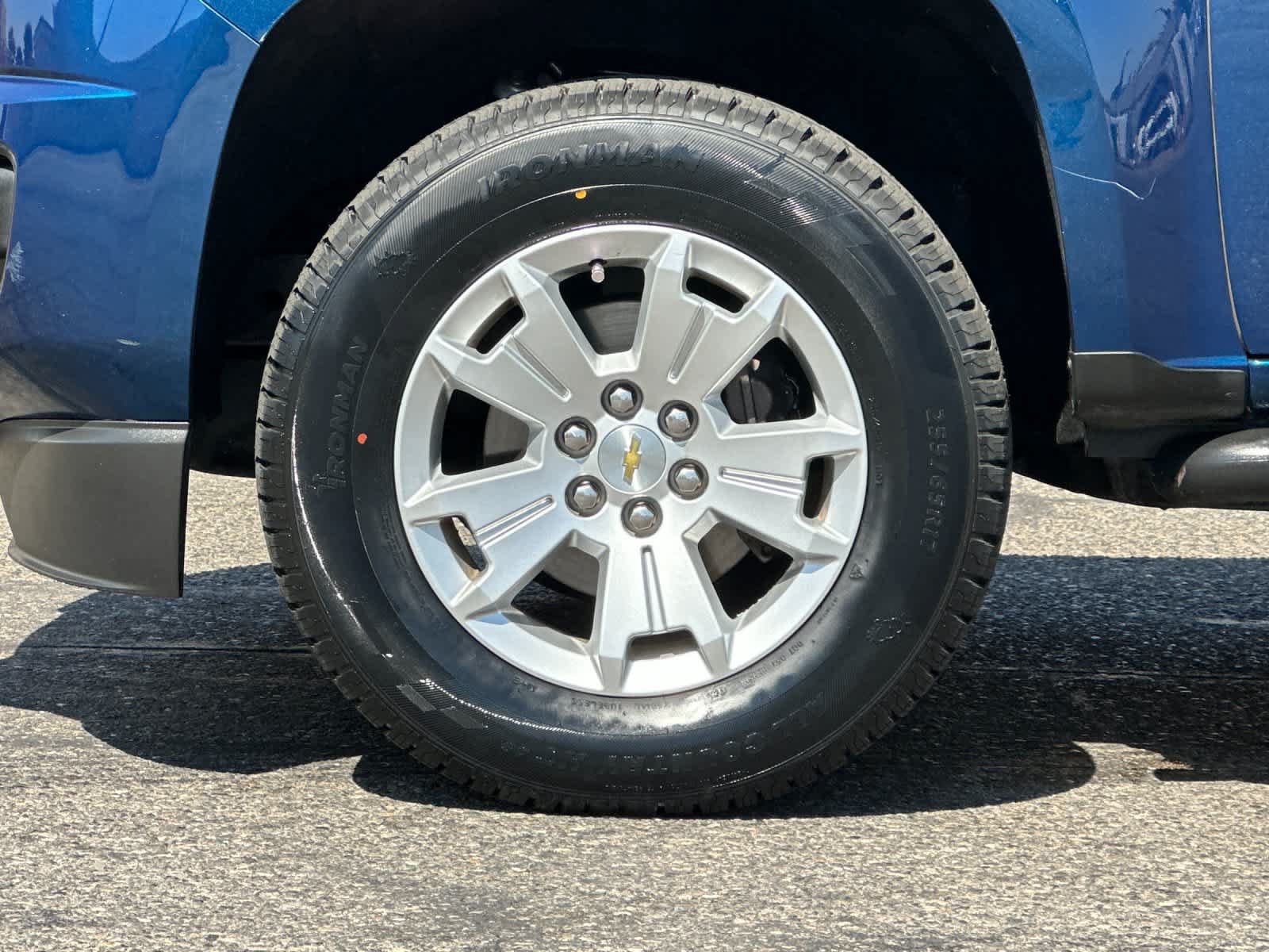 Used 2019 Chevrolet Colorado LT RWD image 25