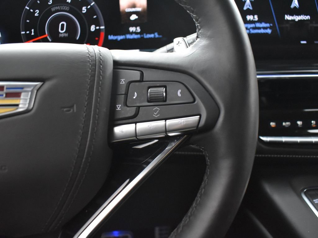 Used 2024 Cadillac Escalade V w/ LPO, ONYX Package image 19