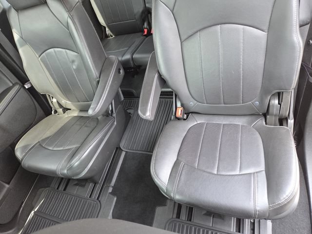 Used 2017 Buick Enclave Leather FWD image 25