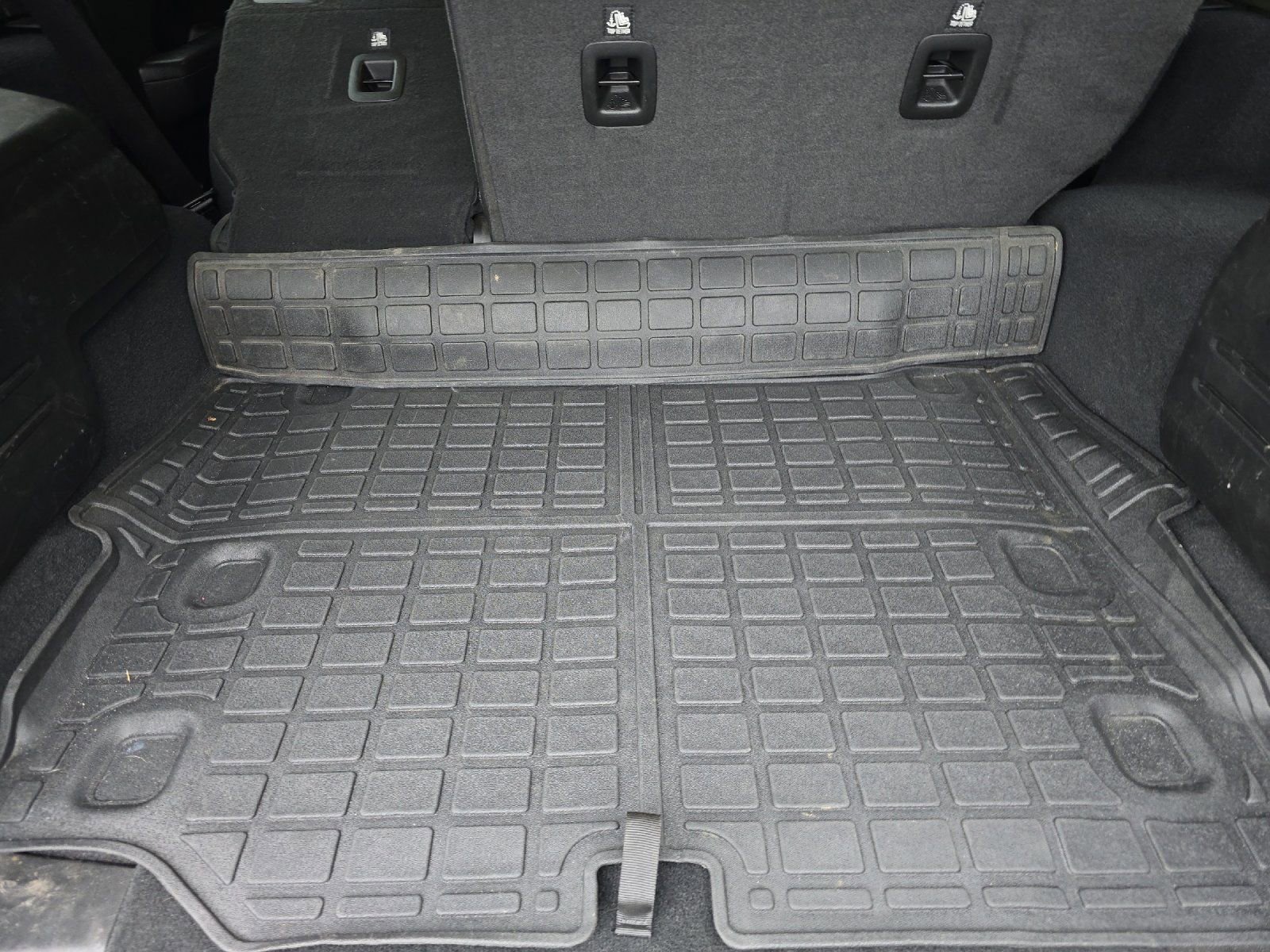 Used 2024 Jeep Wrangler Unlimited image 14