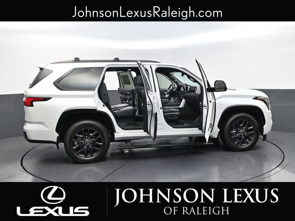 Used 2023 Toyota Sequoia Platinum AWD/4WD image 24