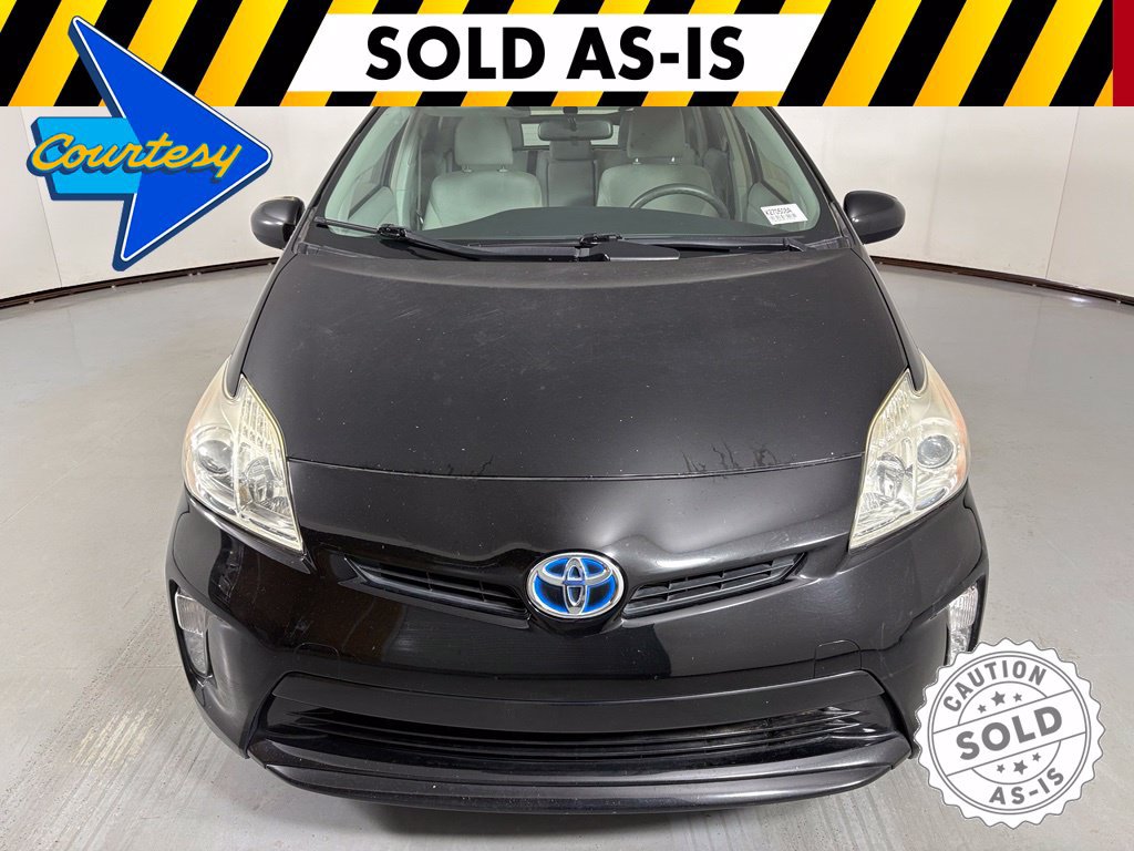 Used 2014 Toyota Prius Two w/ Preferred Accessory Package FWD image 3