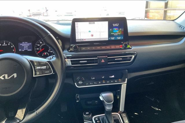 Used 2023 Kia Seltos Nightfall Edition AWD/4WD image 5