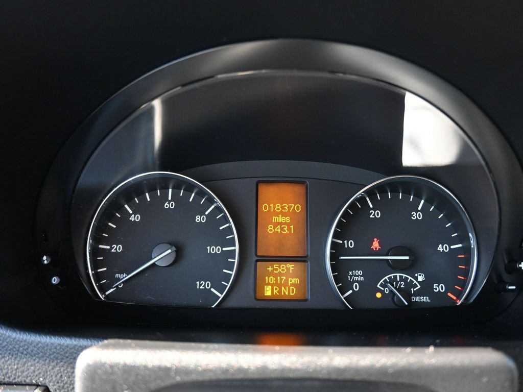 Used 2014 Mercedes-Benz Sprinter 3500 image 9