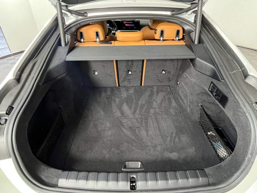 Used 2023 BMW i4 eDrive35 w/ Premium Package image 11