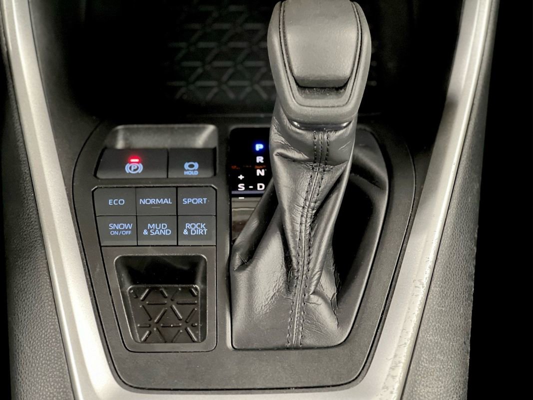 Used 2019 Toyota RAV4 XLE w/ All Weather Liner Package AWD/4WD image 45