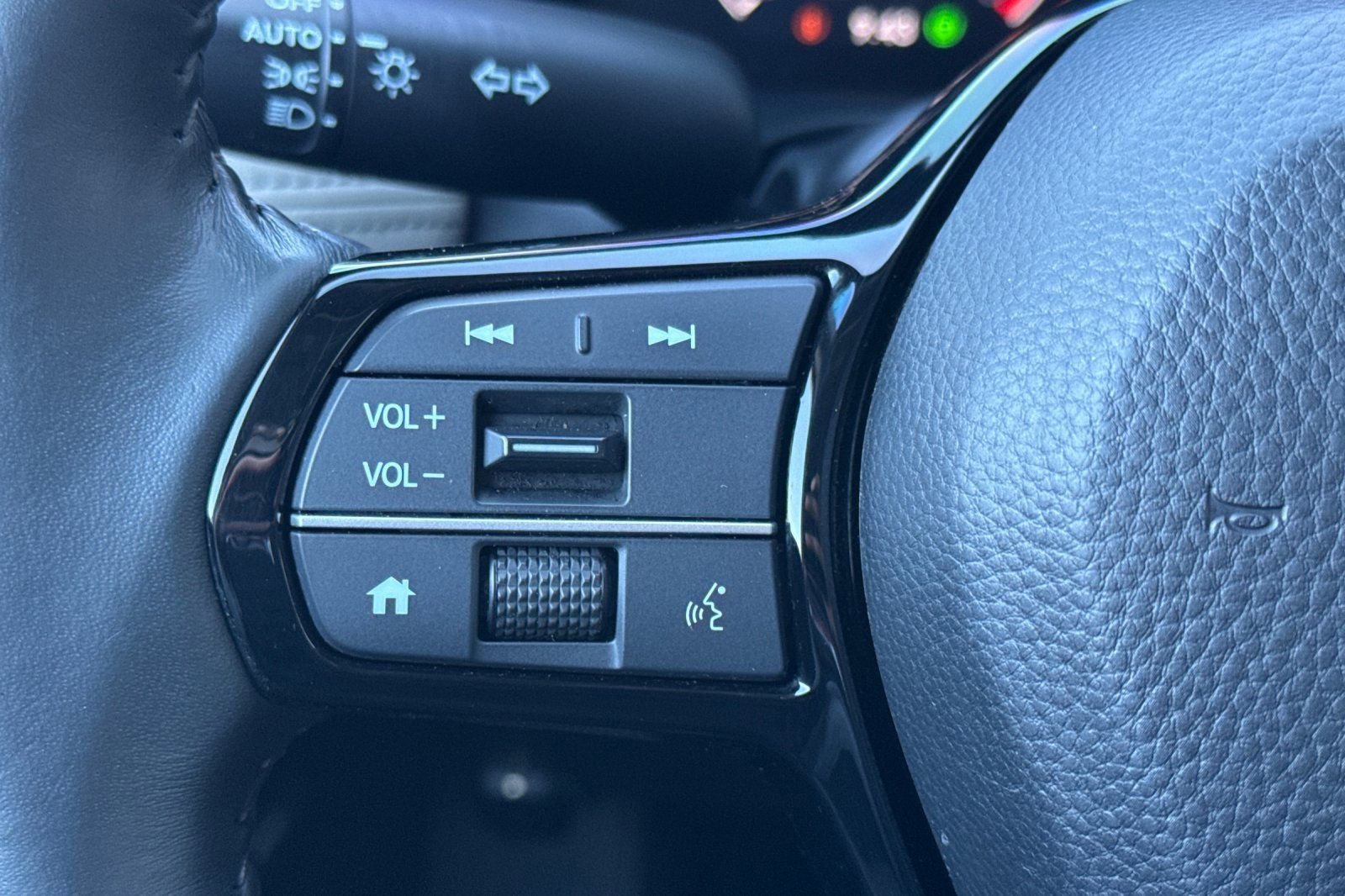 Used 2024 Honda HR-V EX-L image 24