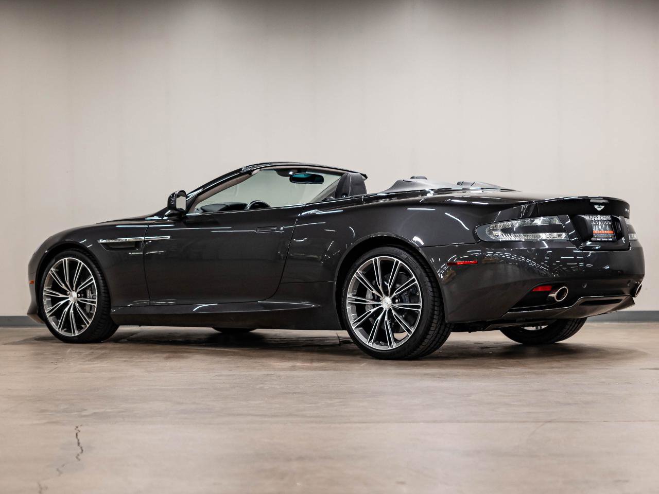 Used 2012 Aston Martin Virage Volante image 25