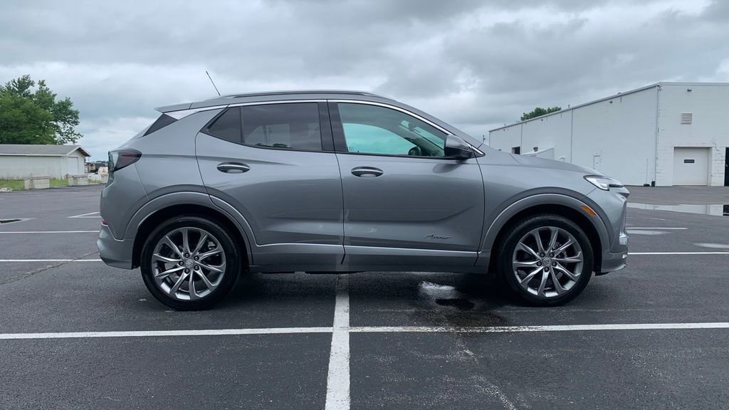 Used 2024 Buick Encore GX Avenir w/ Avenir Convenience Package image 8