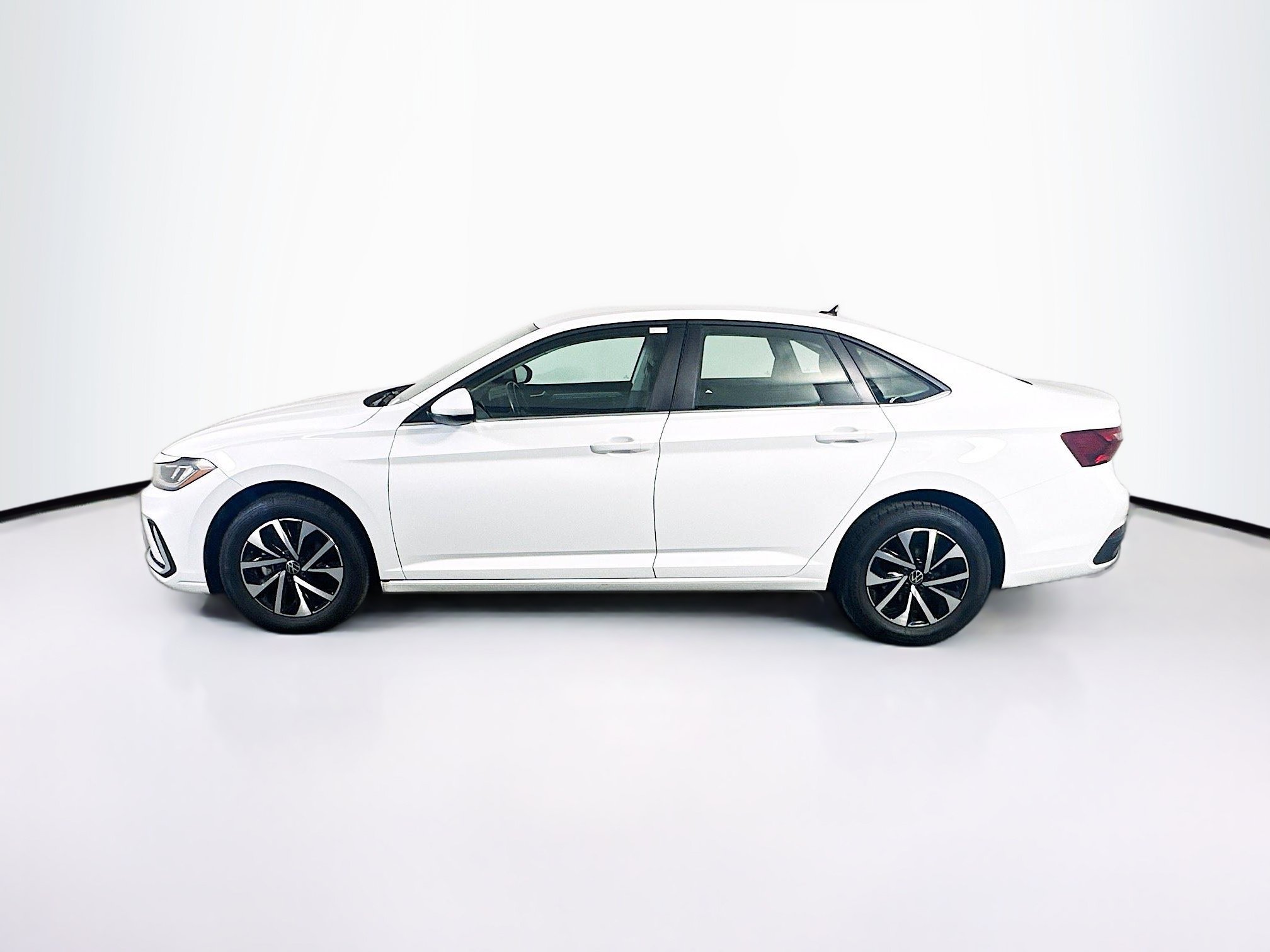 Used 2025 Volkswagen Jetta S FWD image 4
