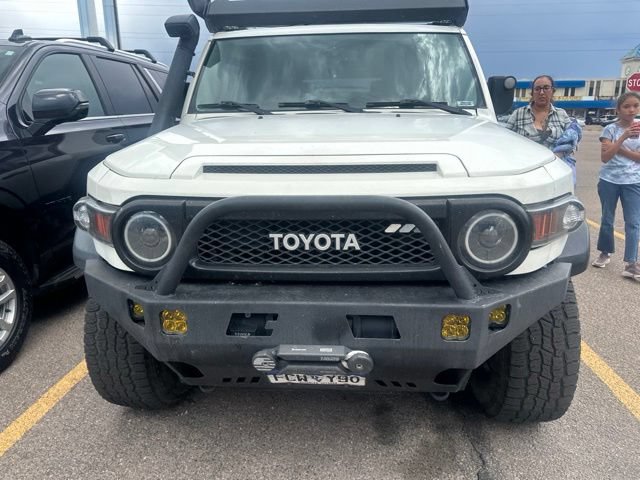 Used 2012 Toyota FJ Cruiser 4WD w/ Upgrade Pkg image 3