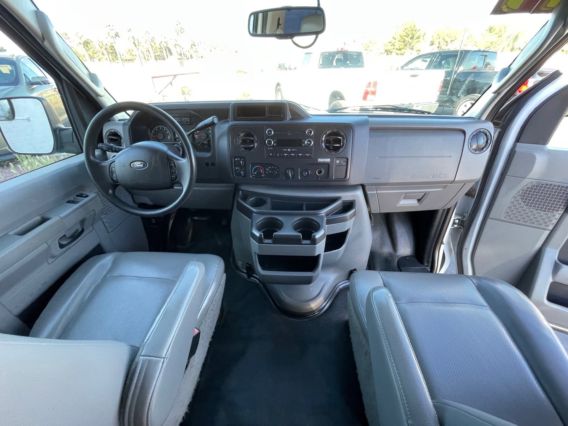 Used 2014 Ford E-350 and Econoline 350 XL w/ Power Windows & Locks Group RWD image 20