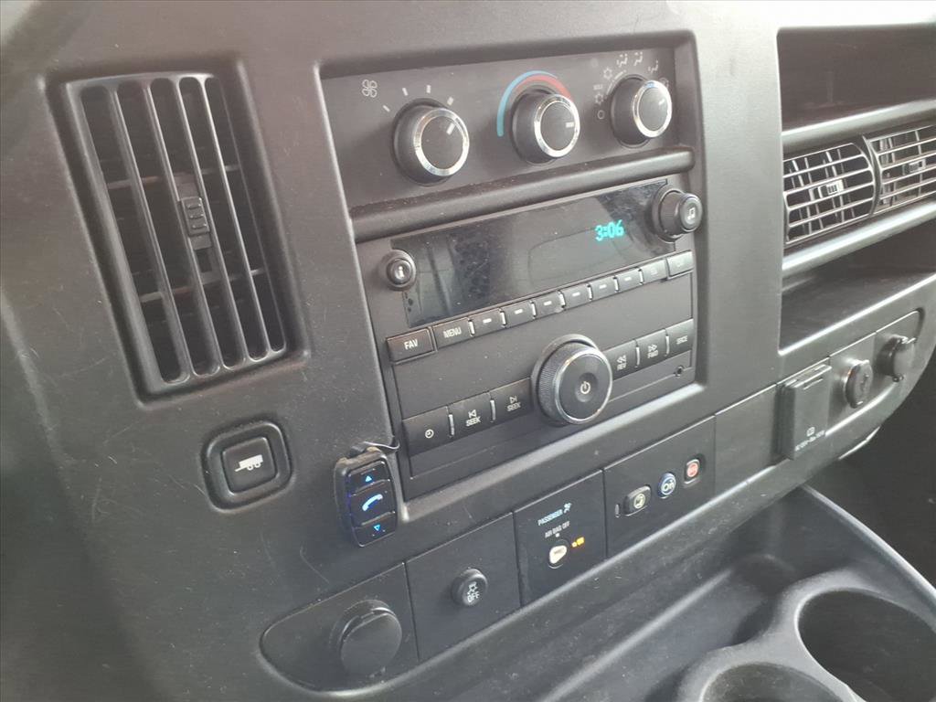 Used 2020 Chevrolet Express 2500 image 14