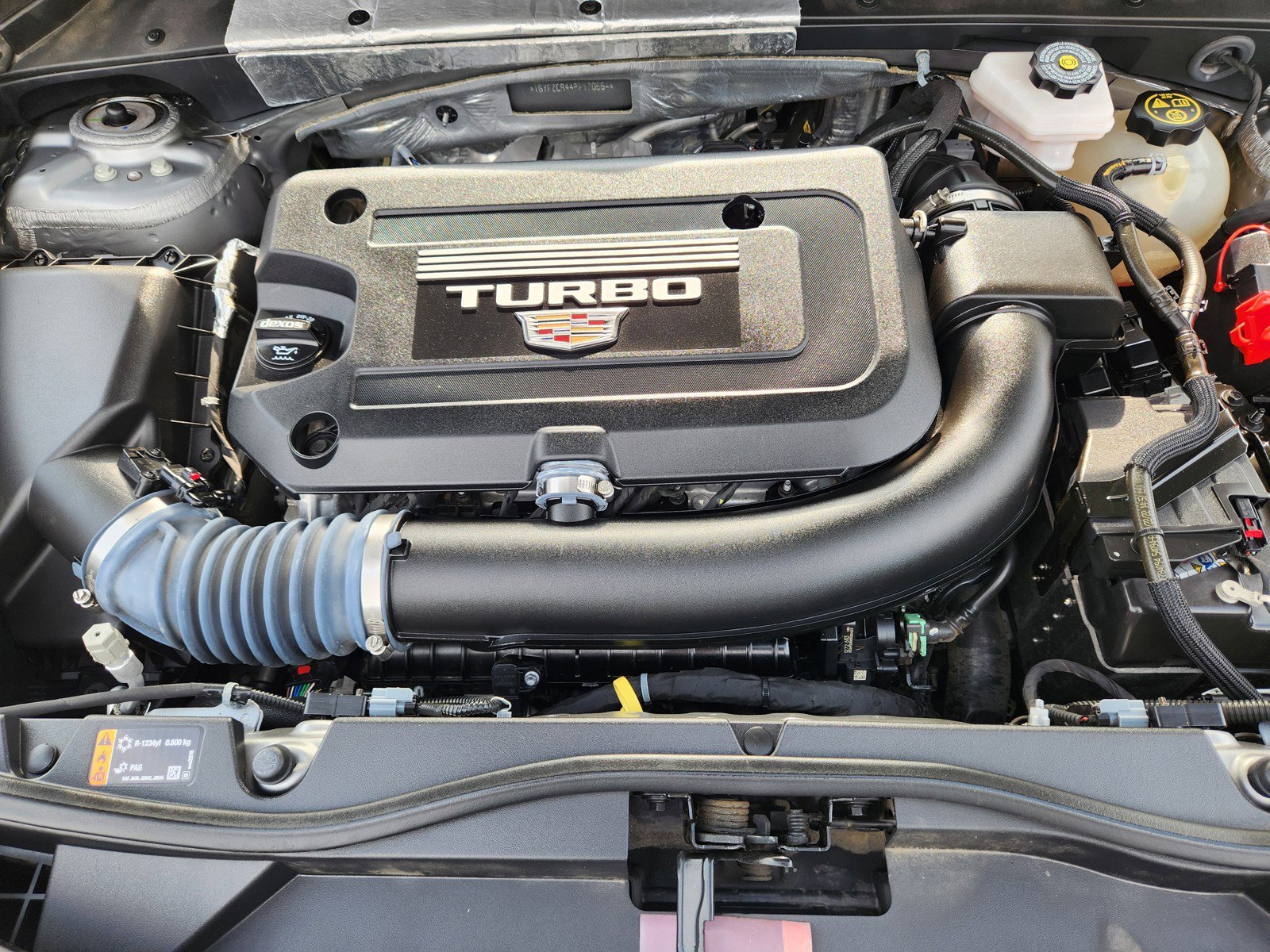 Certified 2023 Cadillac XT4 Premium Luxury w/ Enhanced Visibility Package image 23