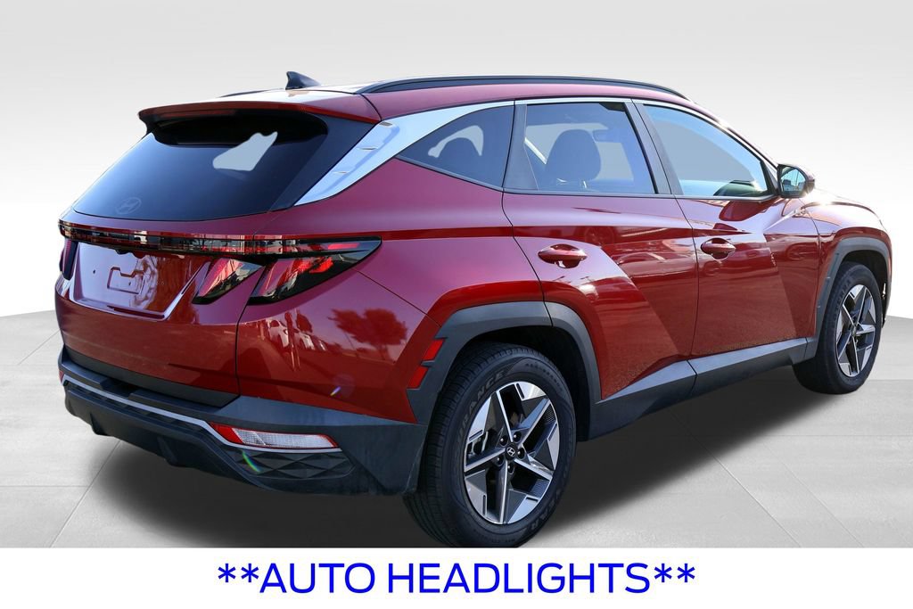 Used 2025 Hyundai Tucson SEL FWD image 17