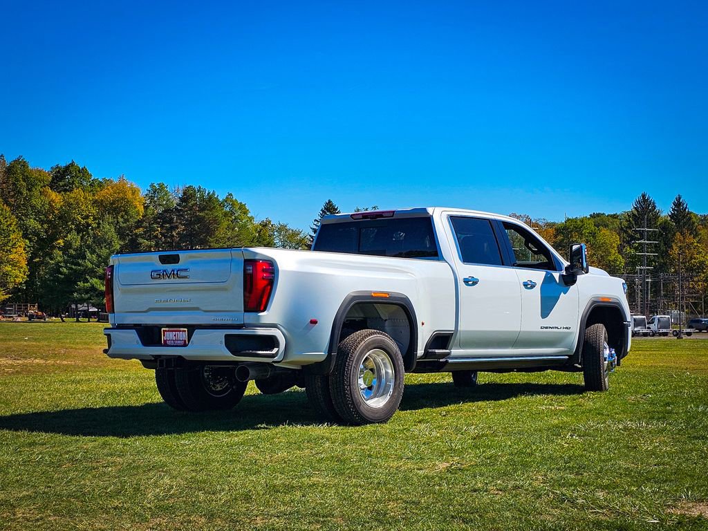 New 2026 GMC Sierra 3500 Denali Ultimate image 4