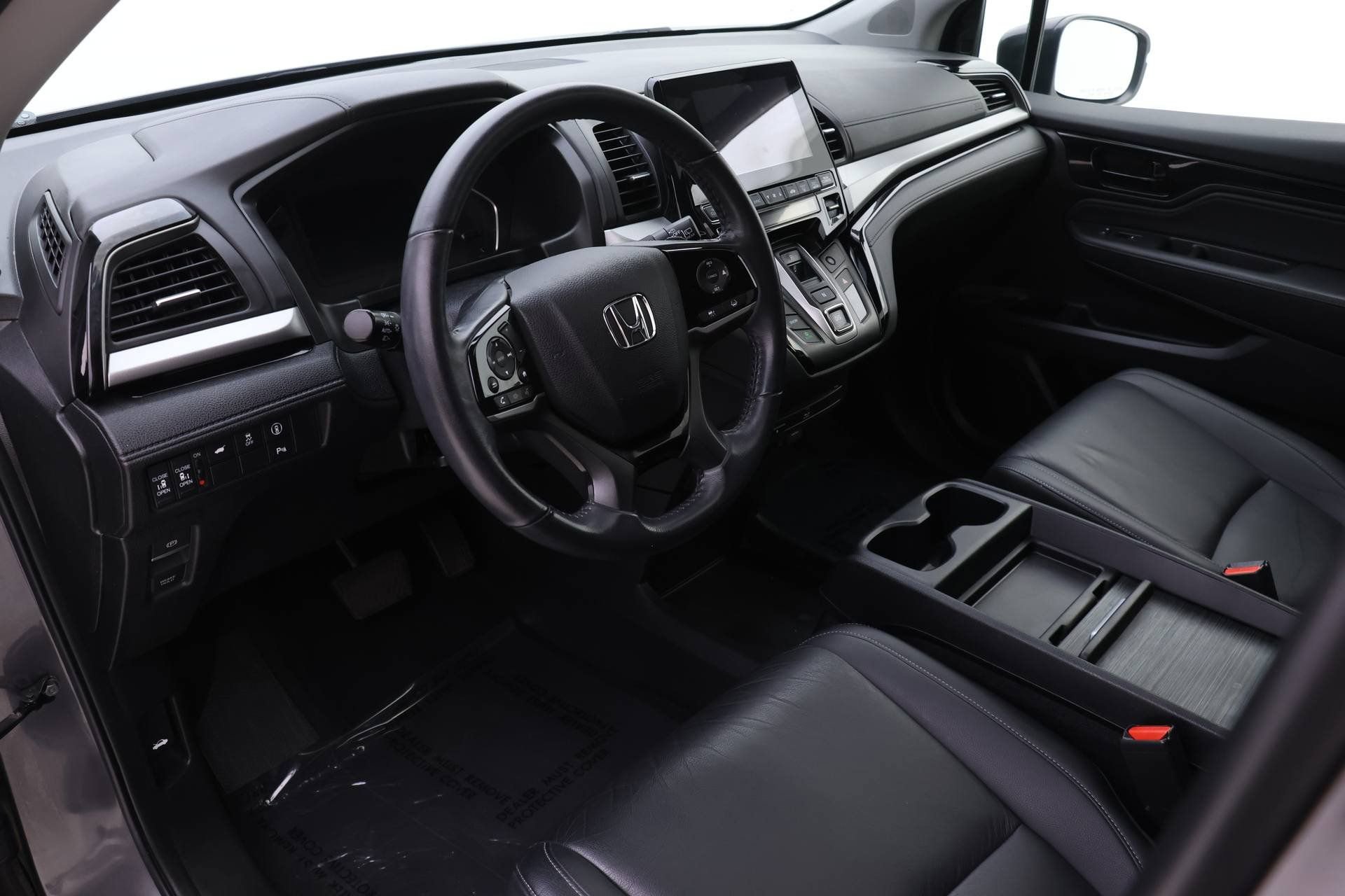 Used 2023 Honda Odyssey Touring image 4