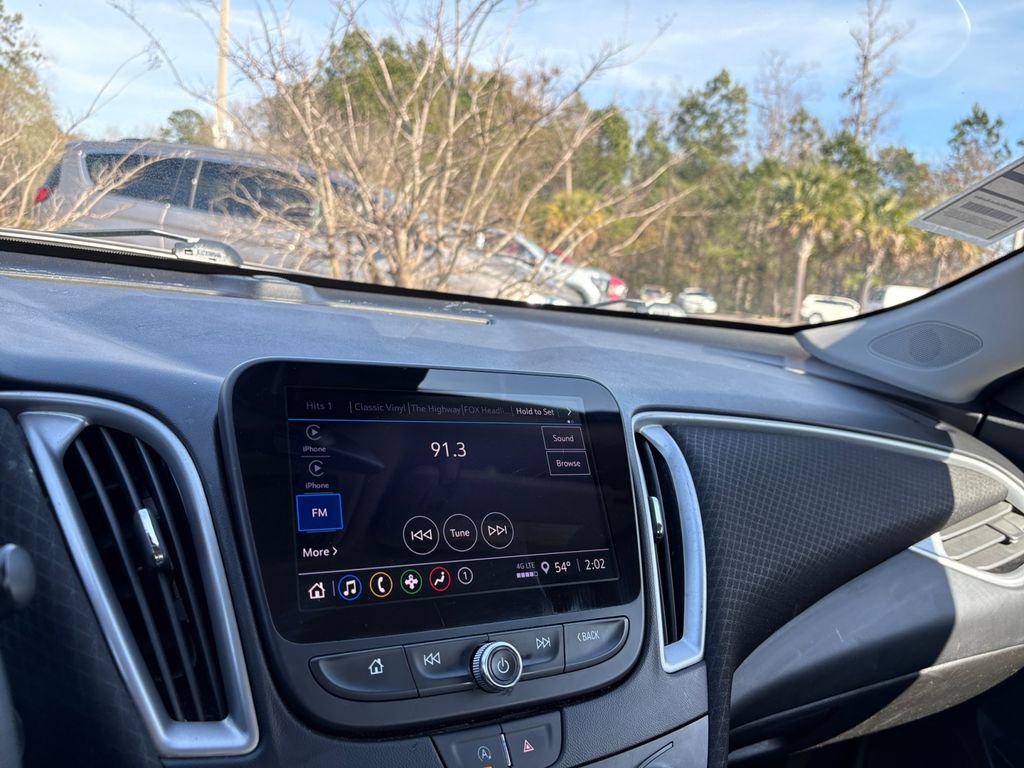 Used 2023 Chevrolet Malibu LT image 22