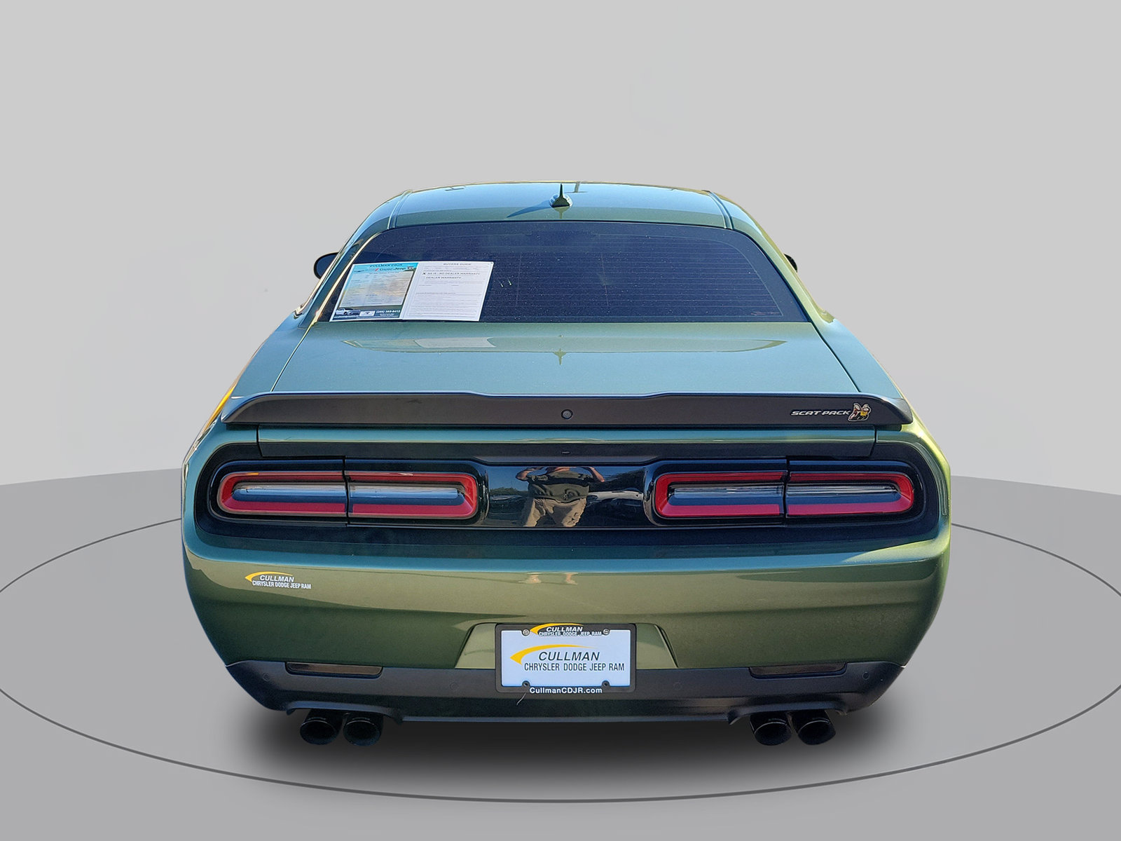Used 2022 Dodge Challenger R/T Scat Pack RWD image 4