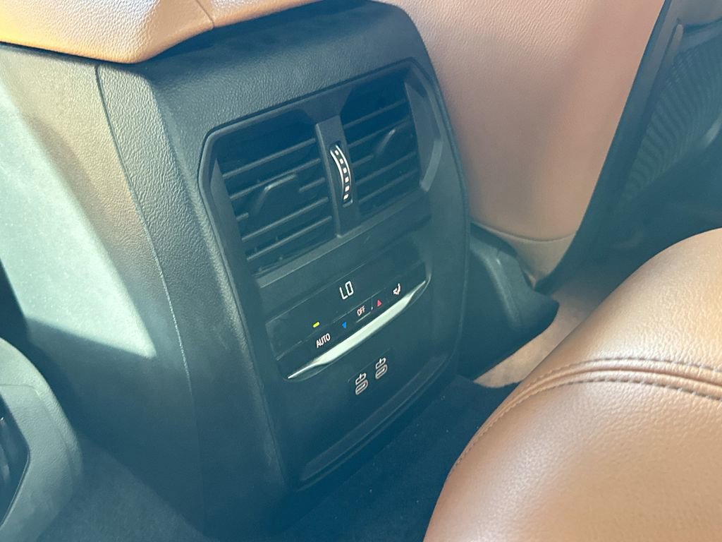 Used 2022 BMW 430i Convertible w/ M Sport Package image 24