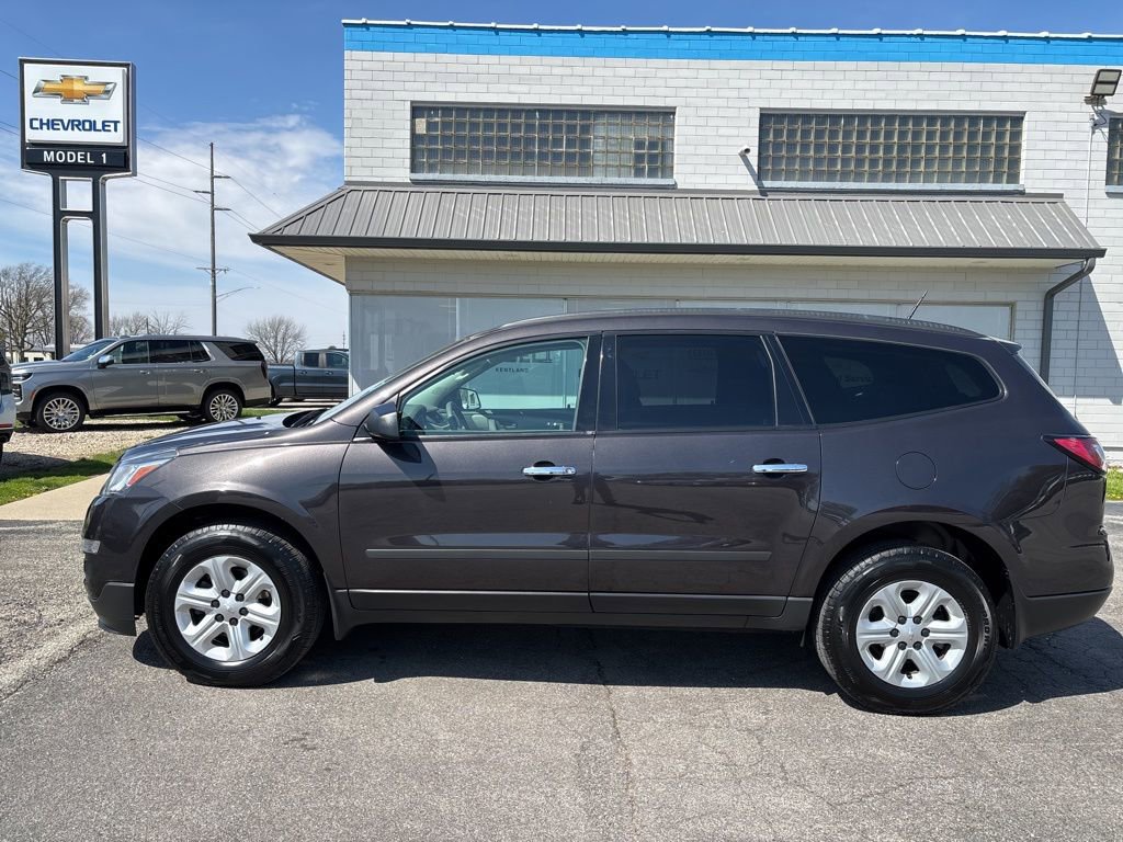 Used 2017 Chevrolet Traverse LS FWD image 6