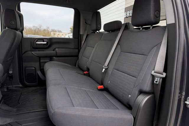 Used 2024 Chevrolet Silverado 2500 Custom w/ Custom Convenience Package image 15