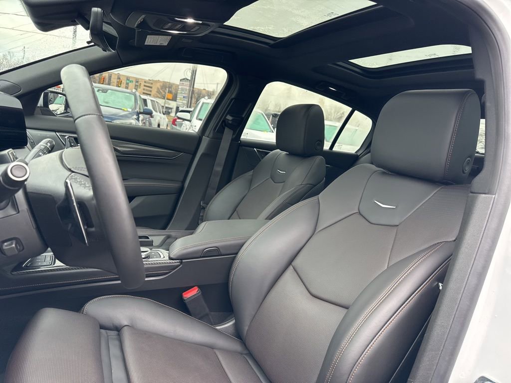 Used 2026 Cadillac CT5 V w/ Technology Package image 18