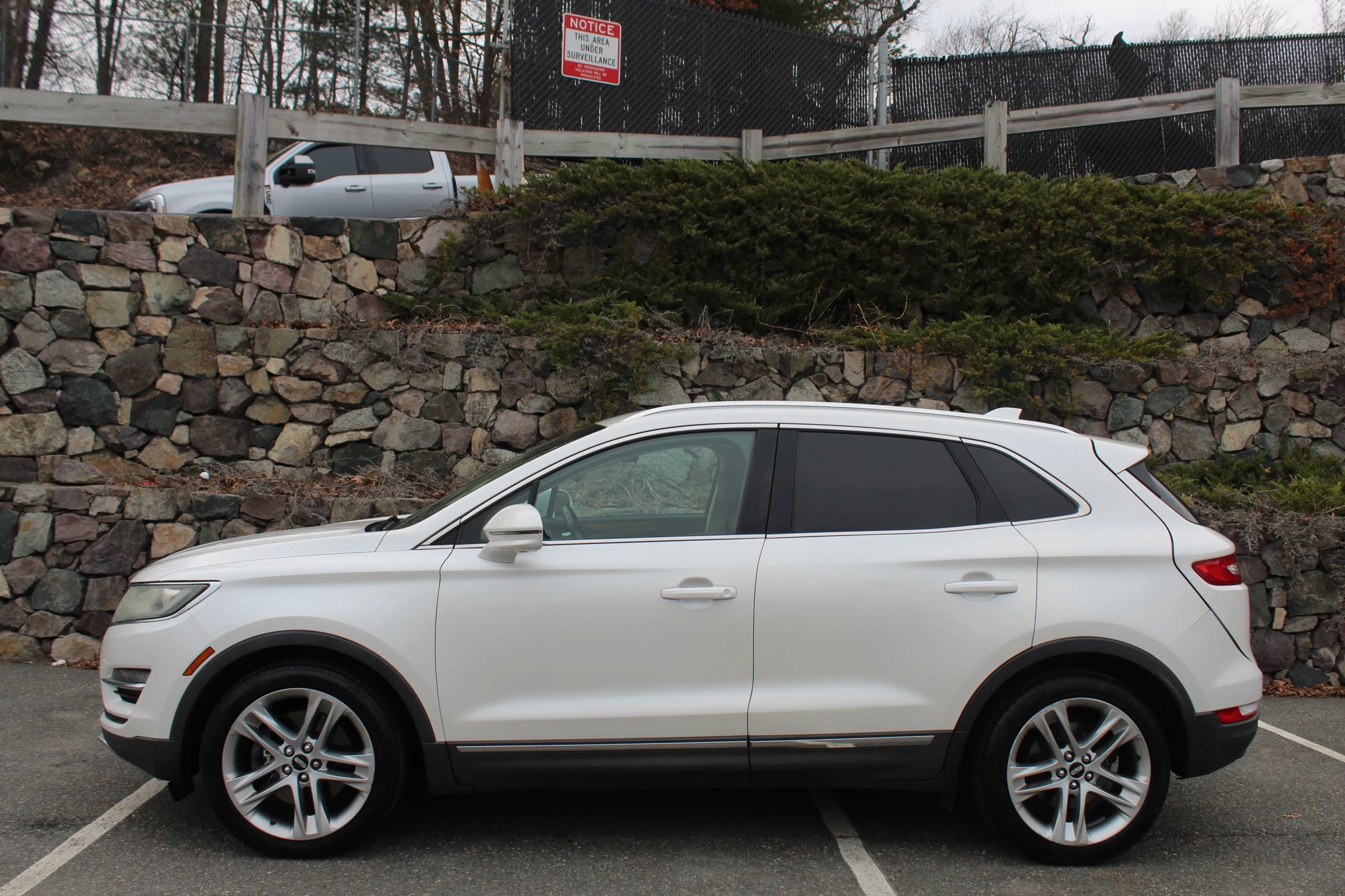 Used 2015 Lincoln MKC Sport Utility 4D w/ Equipment Group 102A Reserve image 6