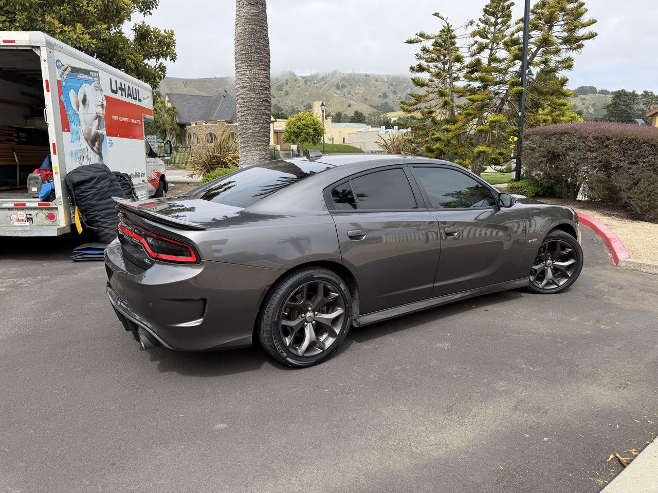 Used 2019 Dodge Charger R/T w/ Driver Confidence Group RWD image 4