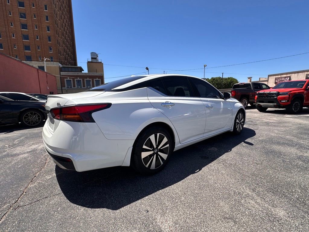 Used 2019 Nissan Altima 2.5 SL FWD image 4