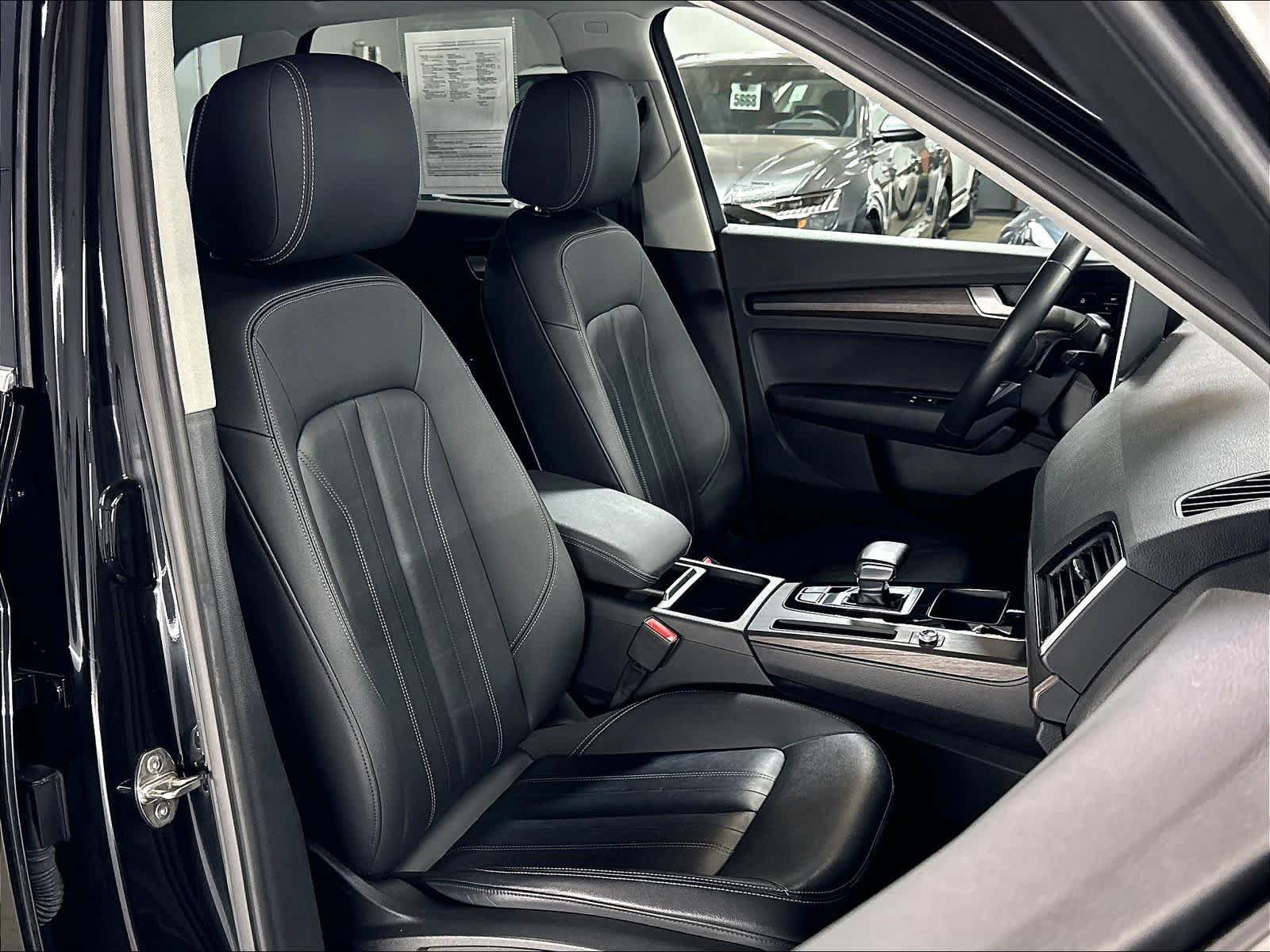 Used 2021 Audi Q5 e Premium w/ Convenience Package AWD/4WD image 10