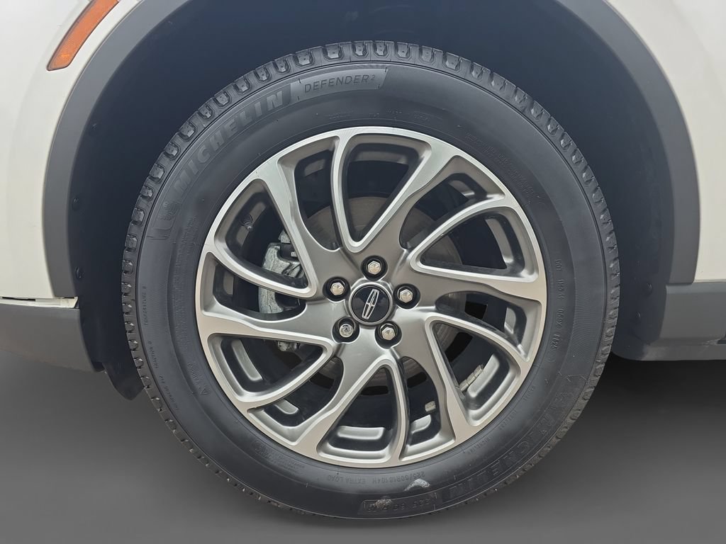 Used 2022 Lincoln Corsair AWD w/ Equipment Group 101A image 16