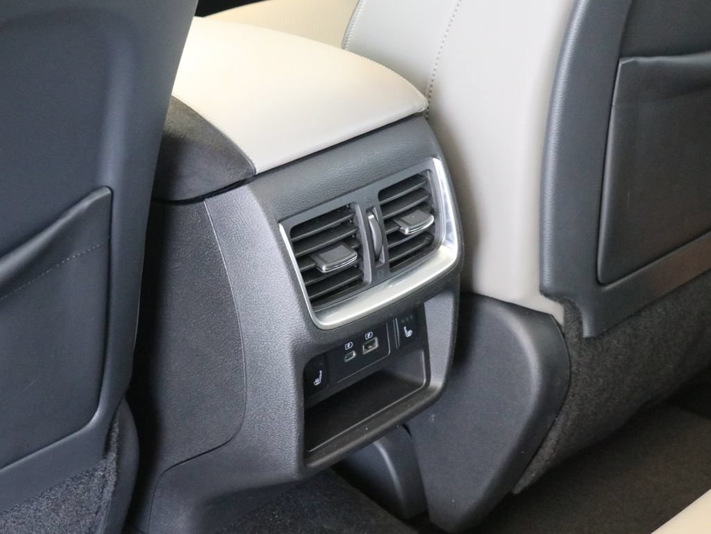 Used 2023 INFINITI QX50 Sensory AWD/4WD image 36