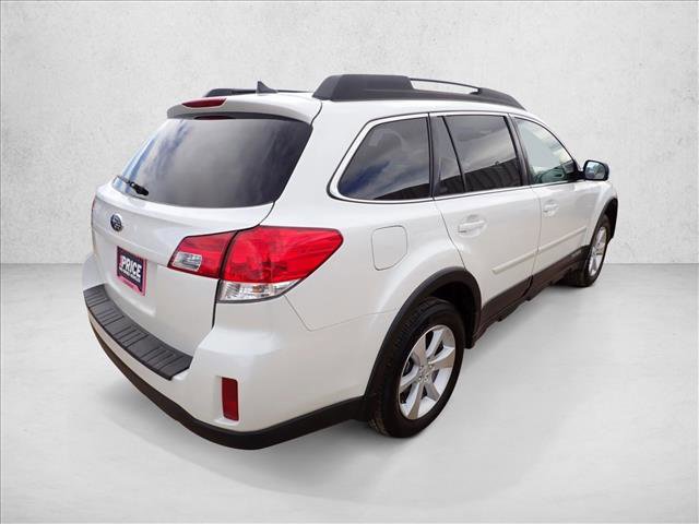 Used 2014 Subaru Outback 3.6R Limited w/ Moonroof Package image 4