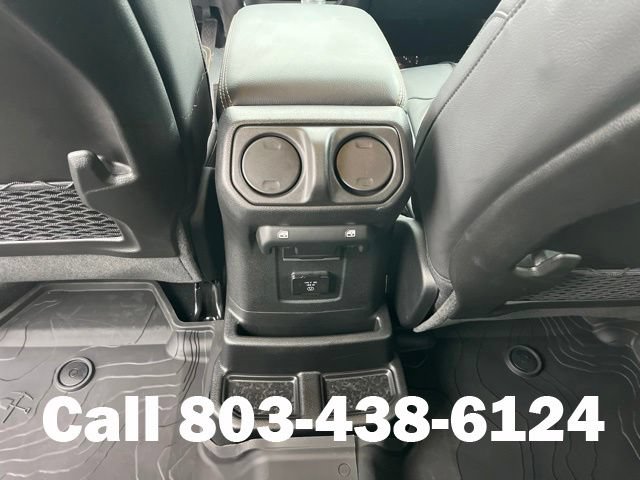 Used 2026 Jeep Wrangler Unlimited Sahara AWD/4WD image 14
