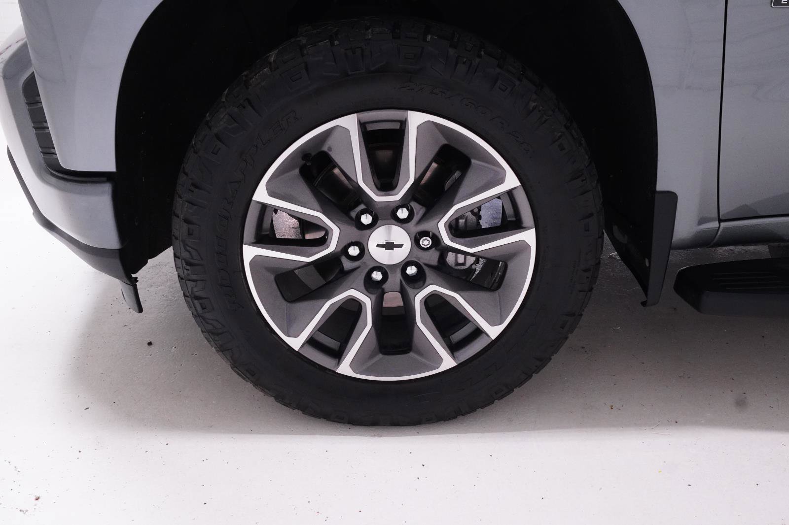 Used 2020 Chevrolet Silverado 1500 RST w/ Texas Edition AWD/4WD image 8