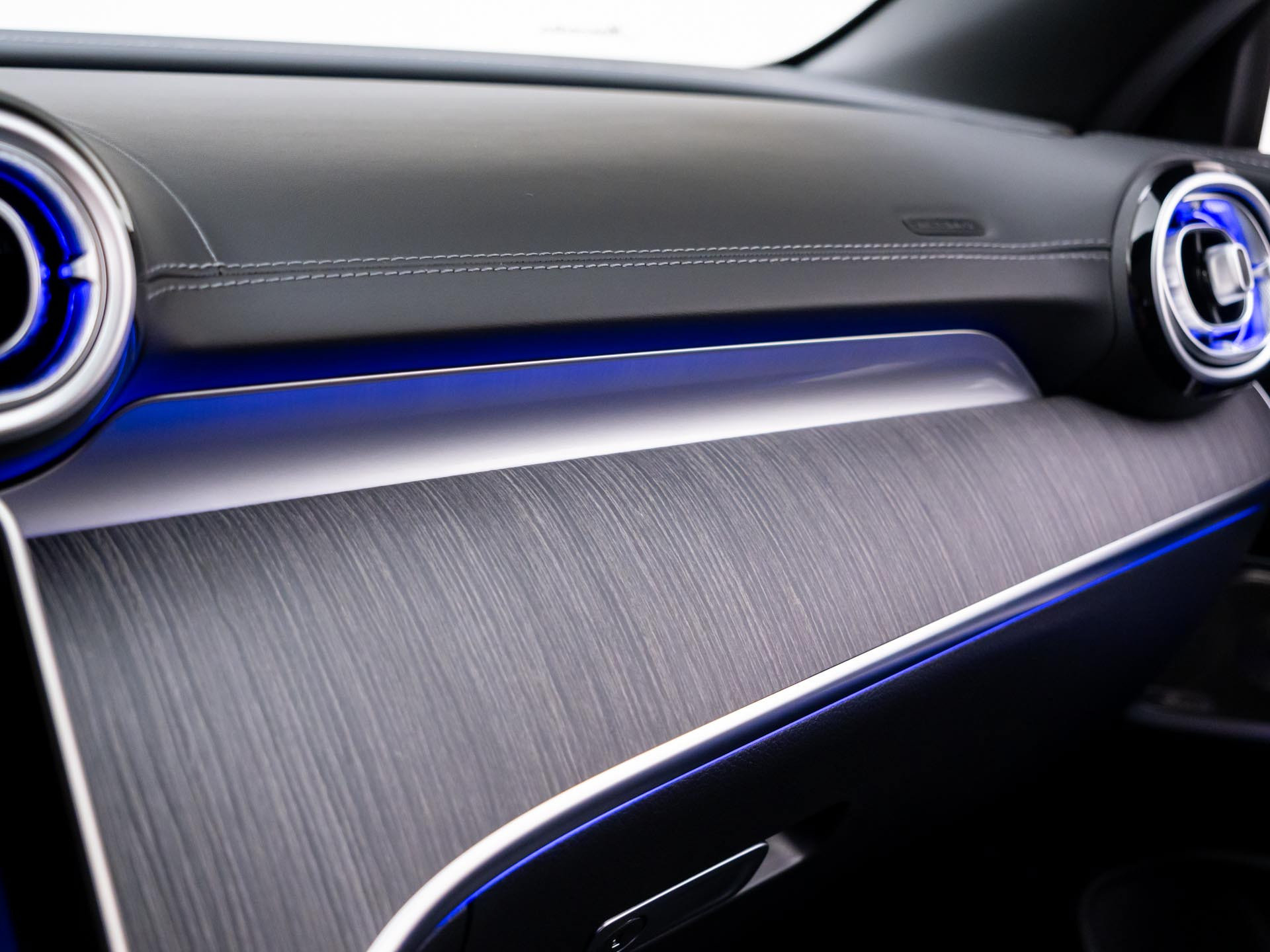 New 2027 Mercedes-Benz CLE 300 4MATIC Cabriolet image 32