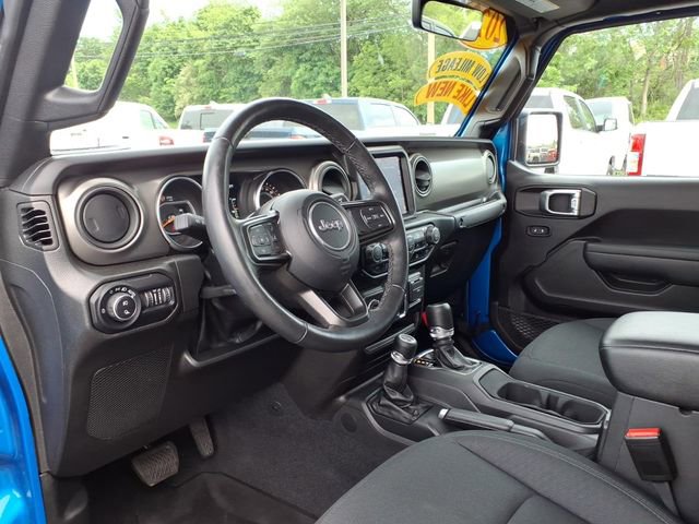 Certified 2022 Jeep Gladiator Sport AWD/4WD image 19