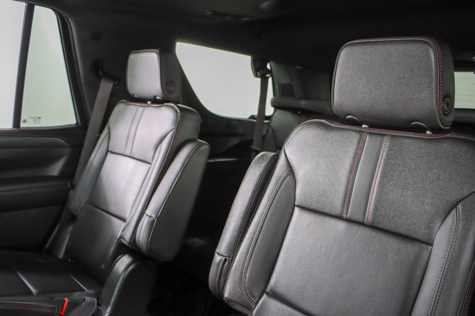 Used 2024 Chevrolet Tahoe RST w/ Luxury Package image 28