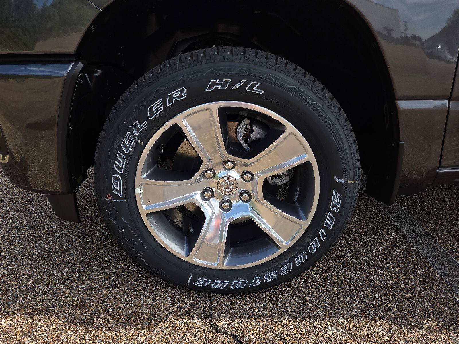 New 2026 RAM 1500 Express AWD/4WD image 20