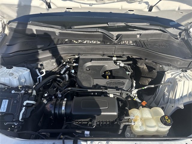 Used 2020 Ford Explorer XLT image 25