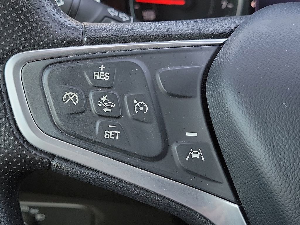 Used 2022 Chevrolet Equinox LS w/ LS Convenience Package FWD image 16