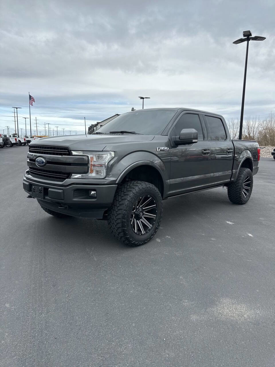 Used 2018 Ford F150 Lariat w/ Equipment Group 502A Luxury image 1